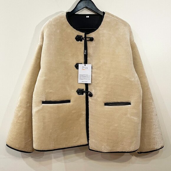 New Faux Shearling Contrast Trim Toggle Coat Ecru Black Large - Picture 1 of 6